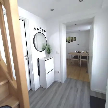 Mini-haus Im Herzen Grossostheims Lägenhet Großostheim